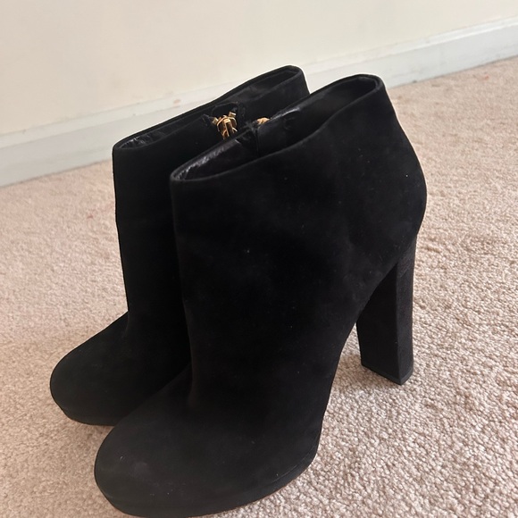Michael Kors Women's Haven Boots Block Heel Hidden Platform Black Suede Sz 8.5 M - Picture 4 of 9
